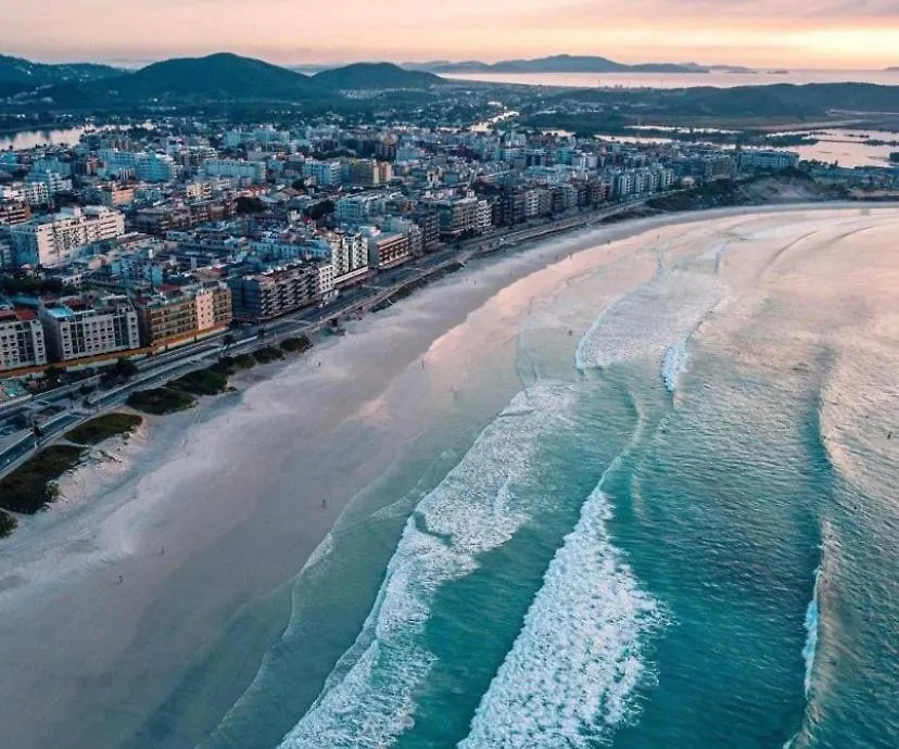 Apt Cabo Frio - próximo Praia do Forte-1